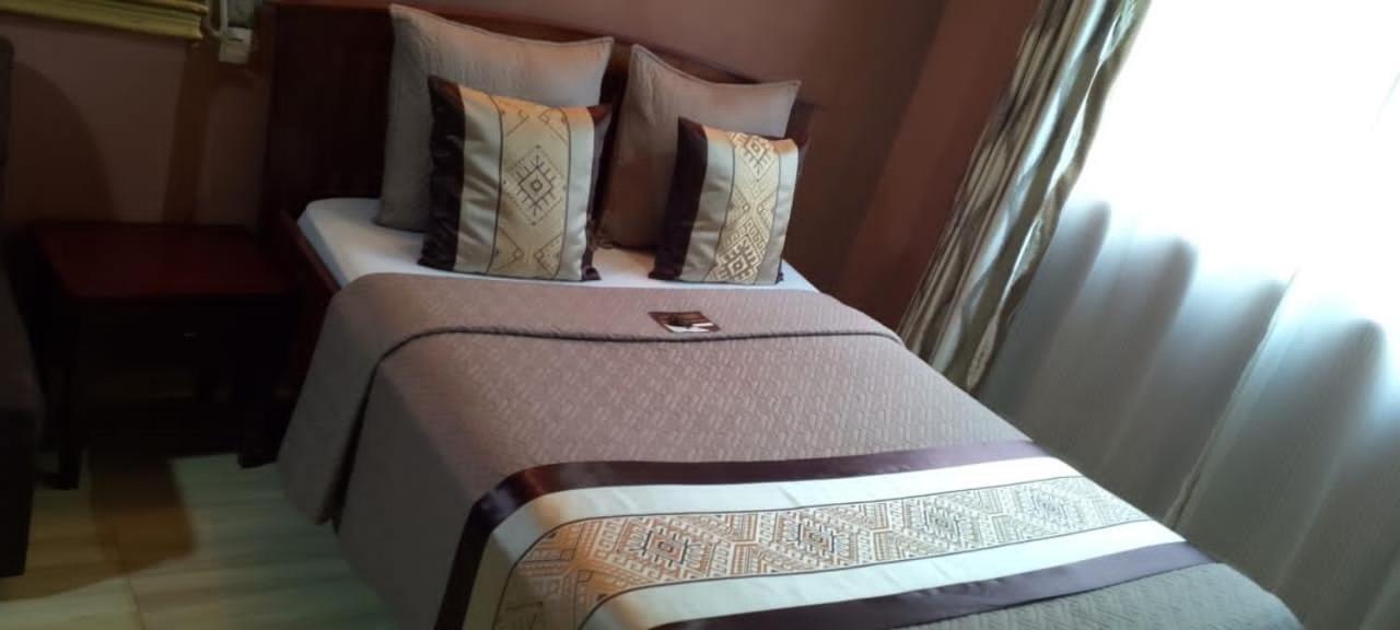 Hotel Restaurant Constellation Dschang Bilik gambar